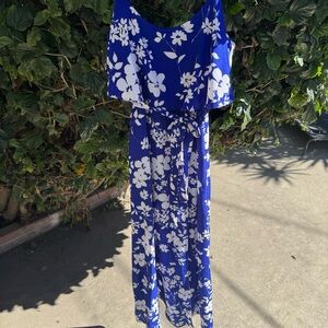 Women’s sz 12 blue floral dress